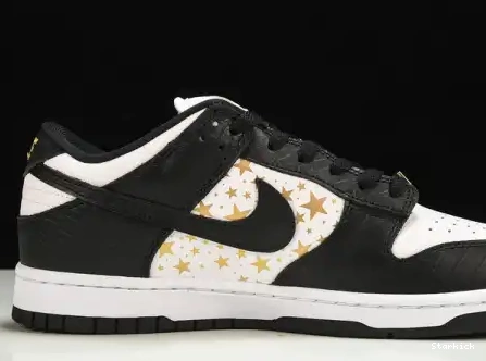Black Supreme SB  DH3228-102 Low Dunk Stars Nike 0517